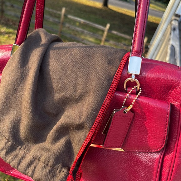 Coach Madison Madeline East West Berry Red Leather bag - Picture 7 of 8